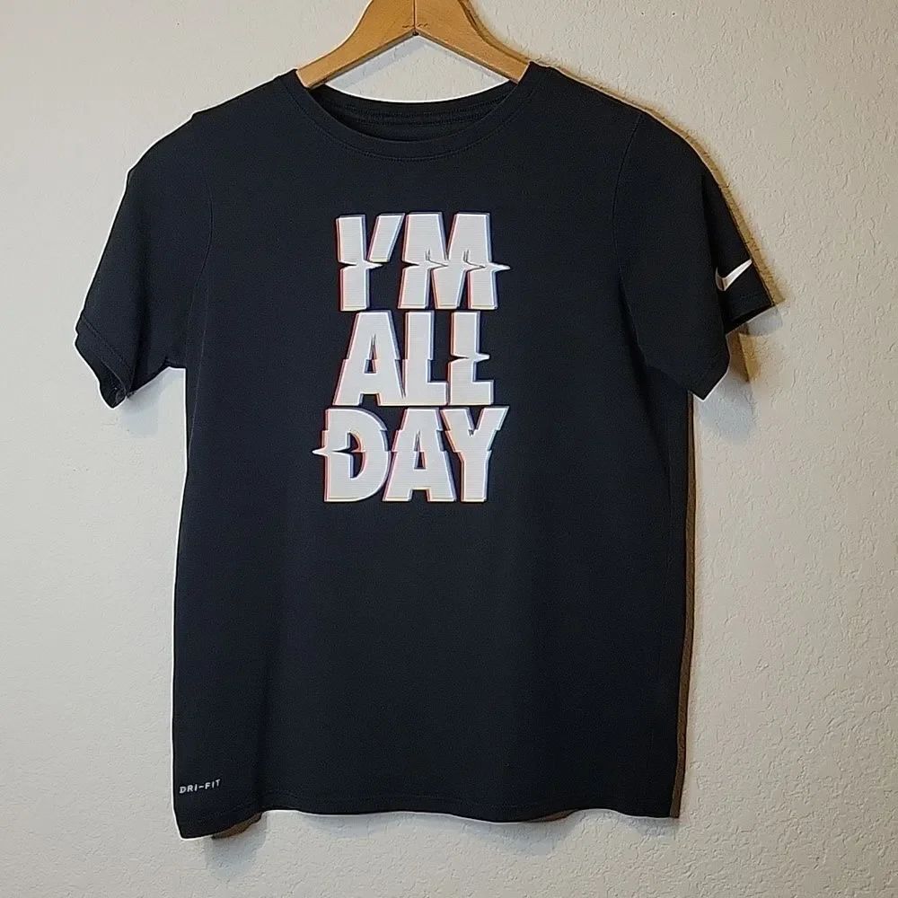 Nike Tee Athletic Cut Dri-Fit Boys size XL Black Tee Shirt